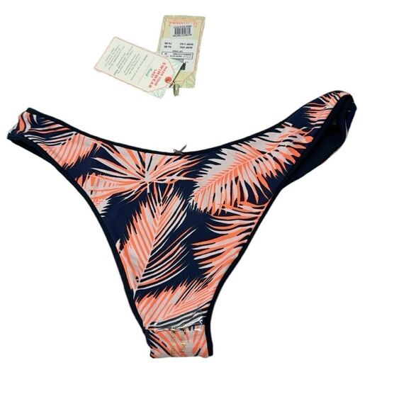 Maaj Stargazer Cascade Reversible Bottoms. Size Medium. - Picture 13 of 13
